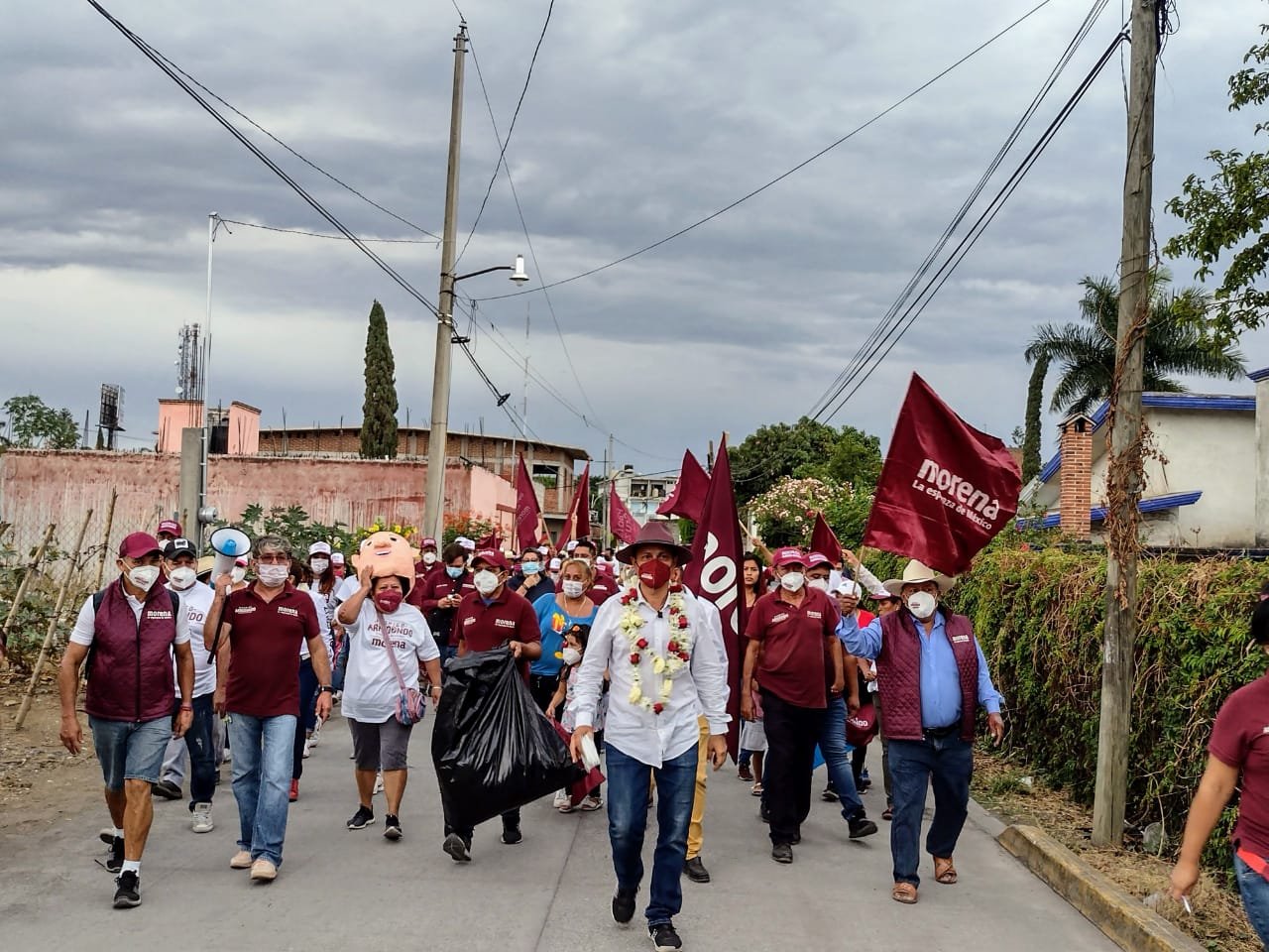 La colonia Lázaro Cárdenas dieron su apoyo al candidato de Morena a la  presidencia municipal de Cuautla, Rodrigo Arredondo.