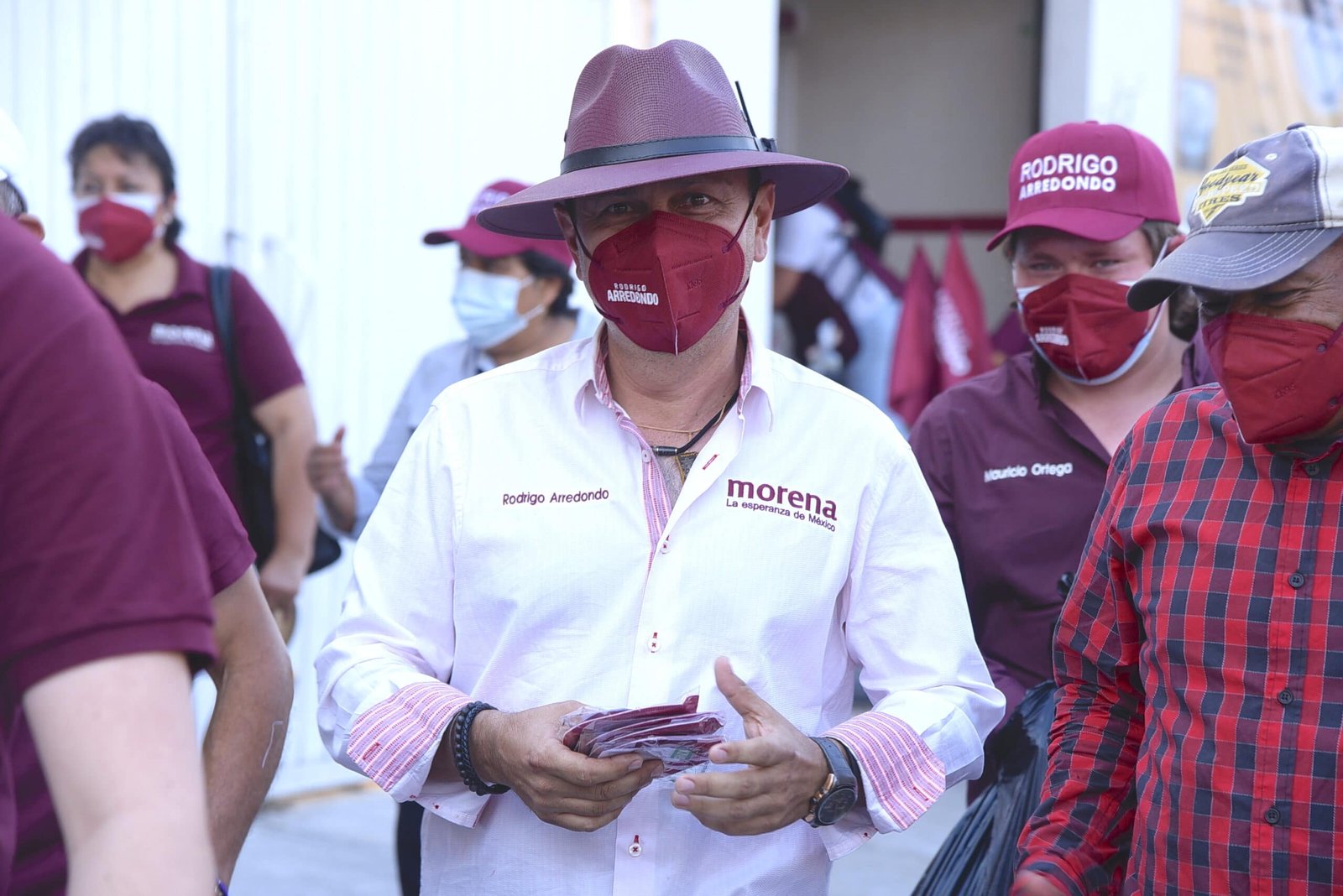 Rodrigo Arredondo, candidato a la presidencia de Cuautla por Morena, emitió  un mensaje en su casa de campaña tras favorecerle los números de las urnas.